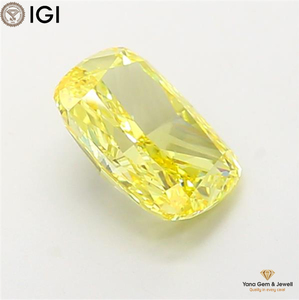 Diamant de laboratoire CVD de 3,00 carats, taille coussin, couleur jaune vif fantaisie, clarté VS1, certifié IGI, pour pendentif central - Product Image 5