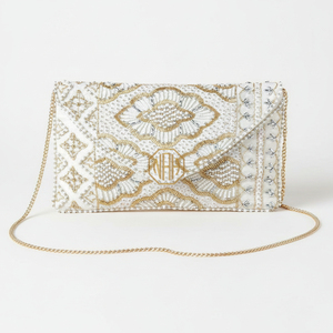 Pochette élégante ornée de perles florales avec chaîne et fermeture à rabat pour les soirées - Product Image 2