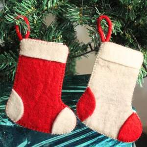 Mini Adornos Navideños Ecológicos de Lana, Rojos y Blancos, Decoraciones Colgantes para Árbol de Navidad, Adorno de Lana Hecho a Mano para Árbol de Navidad - Product Image 6