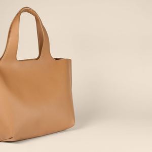 Sac fourre-tout élégant en cuir PU pour femme, grande capacité, design minimaliste, sac à bandoulière avec deux sangles rayées pour le quotidien et le bureau - Product Image 4