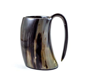 Tasse à boire en corne de buffle sculptée avec motif pyramidal, forme naturelle, objet d'art de collection, durable, fait main, écologique, marque LORD - Product Image 2