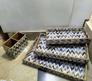 Plateau de service rectangulaire en bois fait à la main, travail Meena, cuisine, table à manger, imprimé, cadeau de Noël, plats, assiettes - Product Image 1