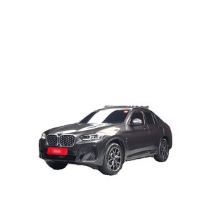 BMW X4 XDrive20i M Sport 2023 con Caja de Cambios Automática, Volante a la Izquierda y Cámara Trasera, 30,282 km - Product Image 1