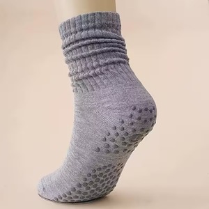 Calcetines de Algodón Antideslizantes para Mujer, Calcetines de Yoga, Pilates y Barre, con Diseño de Letras, para Uso en Interiores - Product Image 4