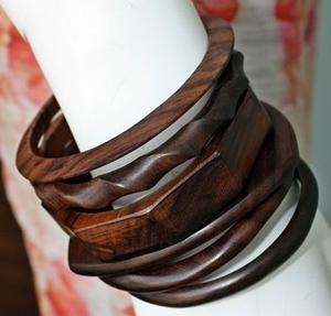 Bracelets en bois légers et confortables, bijoux en bois lisse pour femmes, à porter au quotidien - Product Image 3