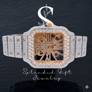 Reloj de Lujo con Diamantes Naturales, Totalmente Adornado con Piedras Preciosas, el Más Vendido, Disponible para la Venta - Product Image 1