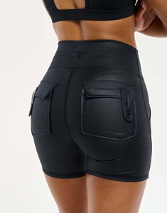 Nouveaux shorts pour femmes personnalisés noirs Essence Scrunch, taille haute, 2 boutons au dos, 2 poches sur les hanches, respirants, pour la gym - Product Image 1