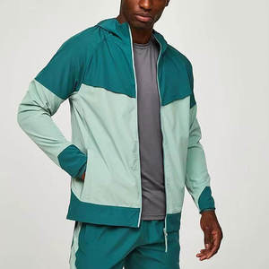 Conjunto Deportivo de Dos Piezas para Hombre, Chaqueta Cortavientos Delgada y Pantalones Cortos de Nailon y Poliéster, Traje Deportivo con Capucha para Verano - Product Image 2