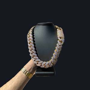 Cadena Cubana Miami de 20 mm con Incrustaciones de Moissanita, Chapada en Oro de 10K y Rodio, Diseño Moderno para Regalo Hip-Hop, Marca RB Gems - Product Image 4