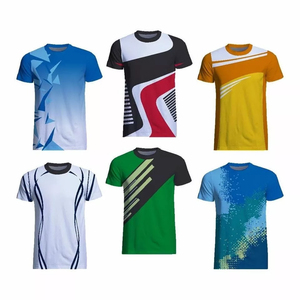 T-shirt à manches courtes pour homme, col rond, motif uni, tricoté, 100% polyester, séchage rapide, respirant, coupe classique, style sportif, logo sur le devant - Product Image 4