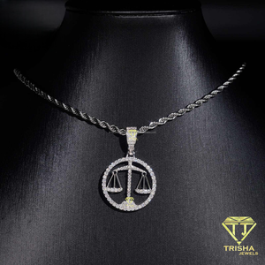 Collier pendentif Balance de la Justice Hip Hop avec diamant Moissanite, bijoux en argent 925, design rond glacé pour hommes et femmes - Product Image 1