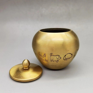 Frascos de Jengibre Minimalistas de Metal Estándar, Bañados en Oro, Brillantes y Pulidos, Contenedores Decorativos y de Almacenamiento de Alimentos de Diseño Único - Product Image 5
