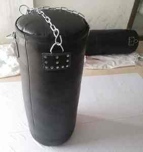 Saco de Boxeo de Cuero Resistente con Relleno de Arena para Boxeo, MMA, Kickboxing, Muay Thai, Fitness, Color Personalizado, Logotipo Personalizado, Soporte - Product Image 5