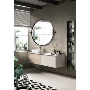 Miroir mural en métal fait main moderne, élégant et artistique, pour l'intérieur luxueux de la maison, chambre, salle à manger, entrée - Product Image 1
