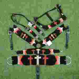 Conjunto de Cabezada y Pechopetral de Mohair Hecho a Mano con Cuero Argentino, Diseño de 3 Cruces, Correa Personalizable de 32 Pulgadas - Product Image 1