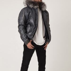 Veste en cuir noir pour homme, effet python, cuir véritable de qualité supérieure, veste de moto élégante, vêtements d'extérieur pour l'hiver, fabrication sur mesure, vente en gros OEM - Product Image 3