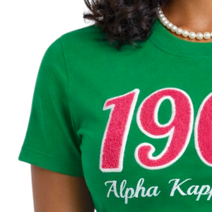 T-shirt en chenille 1908 AKA avec lettres grecques brodées, en coton premium, décontracté, pour sororité - Product Image 3