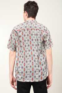 Chemise pour homme contemporaine multicolores en polyester à imprimé géométrique, coupe classique, col chemise et manches courtes, vêtement décontracté - Product Image 3