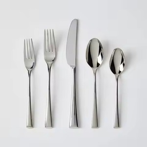 Juego de cubiertos contemporáneo de metal, cuchara y tenedor, juego de cubiertos de acero inoxidable de alta calidad para uso en catering. - Product Image 6