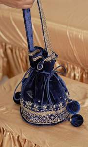 High Quality Luxury Heavy Embroidered Pearl <b>Potli</b> <b>Bags</b> for Women Wedding Favor Evening Clutches Wrist <b>Bags</b> for Return Gifts - Product Image 2