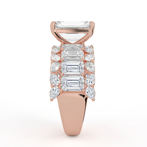 Anillo Majestic con Diamante de Corte Esmeralda de 3.05 Quilates, Diseño de Varias Filas con Acentos en Forma de Pera, Borde Festoneado, Ancho, en Oro Blanco, Joyería de Lujo - Product Image 6