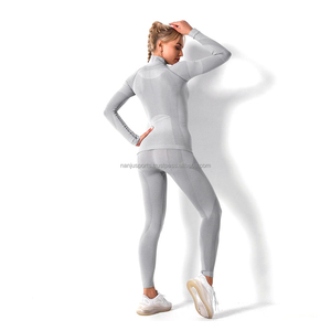 Ensemble pour femmes vente en gros ensembles design de yoga fitness pour femmes vêtements de fitness pour femmes soutien-gorge et ensemble de yoga à la traîne de haute qualité - Product Image 3