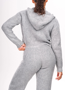 เสื้อฮู้ดขนแพะโมแฮร์ OEM ผู้ผลิตเสื้อคาร์ดิแกนแบบกำหนดเอง ขายส่งเสื้อฮู้ดขนแพะโมแฮร์ผู้ชาย เสื้อกันหนาวแบบมีซิป เสื้อฮู้ดถักทรงโอเวอร์ไซส์ - Product Image 2