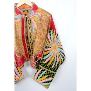 Chaqueta Kantha de Diseño Acolchada 100% Algodón al por Mayor, Estilo Étnico Multicolor, Bordado, Botones, Hecha a Mano, Vintage, Primavera - Product Image 3