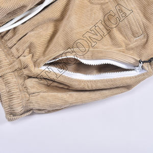 Pantalones de esquí OEM personalizados para Unisex, impermeables, a prueba de viento, transpirables, para snowboard, invierno, forro de nailon de poliéster alto, bolsillos duraderos - Product Image 4
