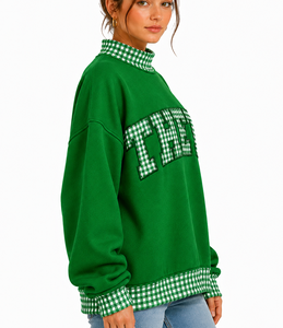 Sweat-shirt à col montant épais pour femme, coupe oversize, patchwork personnalisé à carreaux vichy, style universitaire décontracté - Product Image 3