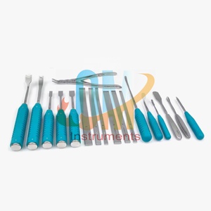 Ensemble d'instruments orthopédiques de qualité supérieure pour ostéotomie périacétaulienne pour la chirurgie de préservation de la hanche, acier inoxydable de haute qualité - Product Image 3