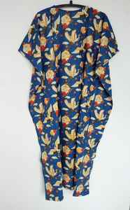 Vestido Kaftán de Algodón Hecho a Mano en India con Estampado Floral, Estilo Kimono - Product Image 6