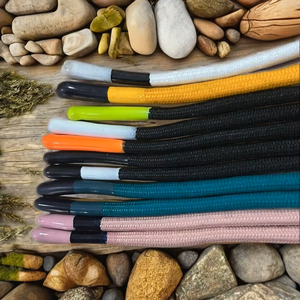 Pin Metálico Redondo Plateado Personalizado para Zapatillas Deportivas y Botas de Senderismo, Duradero, Troquelado a Mano, Deportivo - Product Image 1