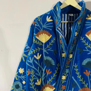 Veste kimono en velours faite à la main, broderie à l'aiguille Suzani |   Couette écologique respirante anti-plis 100% coton au design bohème - Product Image 6