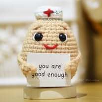 Jouets mini-pommes faits main, mignons et amusants pour tous les âges, rembourrés en coton PP, 100% coton, forme personnalisée, JNC Macramé, personnages sur mesure - Product Image 5