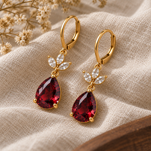 Boucles d'oreilles pendantes en alliage plaqué or avec grenat rouge taille poire pour femme, idéales pour mariage et soirée - Product Image 3