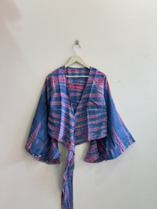 Chemisier en soie en gros pour femmes, 100% soie crêpe, tie-dye, style rétro, haut de plage, haut en soie à nouer devant - Product Image 2