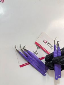 Pince à épiler GETUP BROSONS IMPEX en acier inoxydable à pointe lisse, revêtement poudré violet, 90°, isolation longue courbe, pointe argentée - Product Image 3