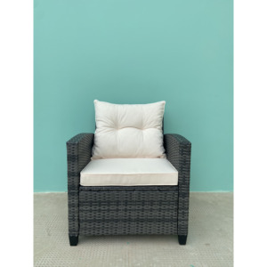 Ensemble de 3 pièces pour patio bistro en rotin PE avec fauteuils rembourrés confortables et table d'appoint élégante en verre pour le jardin extérieur - Product Image 3