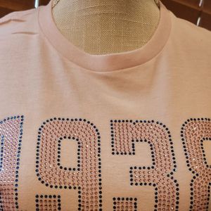เสื้อยืดกราฟิกสำหรับผู้หญิงปี 1938 พร้อมดีไซน์ตัวอักษรประดับตกแต่ง แขนสั้น คอกลม แฟชั่นลำลอง เสื้อยืดสั่งทำขายส่ง - Product Image 2