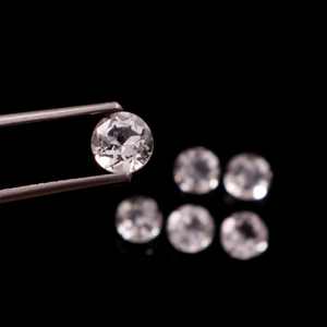 Topacio Blanco Natural de 6x6 mm, Corte Facetado, Calibrado, Piedra Preciosa Suelta para Joyería, Lote al por Mayor, Calidad AAA++, Certificado por Terceros - Product Image 2