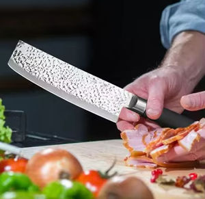 Cuchillo de Chef de Acero Inoxidable de 8 Pulgadas Hecho a Mano con Diseño Oriental para Uso en Cocina con Cuchilla de Cerámica Desechable Láser - Product Image 4