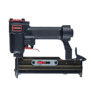 Cloueuse pneumatique professionnelle Aeropro H625 avec capacité de 140 clous - Product Image 3