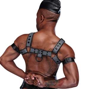 Arnés de Cuero Sintético para Hombre, Estilo Bulldog, Color Blanco, Correas Ajustables para el Pecho, Ropa de Club Premium, Disfraz Sexy con Encaje - Product Image 6