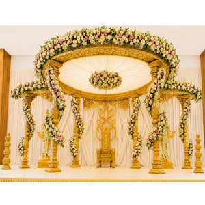 Impresionante Mandap Redondo Dorado para Bodas Tamiles, Mandap Dorado Real Tradicional para Bodas al Aire Libre/Interior, Mandap Redondo Dorado - Product Image 1