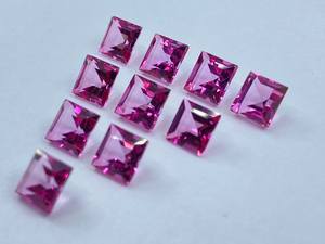 พลอยโทแพซสีชมพูทรงเหลี่ยมขนาด 3 มม. จำนวน 10 เม็ด สำหรับทำเครื่องประดับจากพลอยธรรมชาติ - Product Image 3