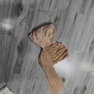 Robes de soirée plissées en dentelle pour femmes, taille naturelle, coupe ajustée, sans bretelles, en mousseline, décontractées, lavables, teintes unies, directement de l'usine - Product Image 5