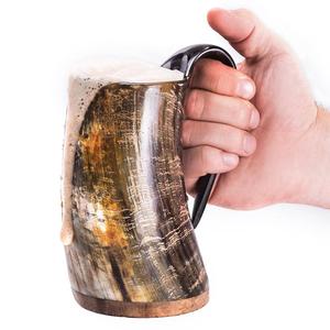 Mug en corne décoratif classique, vaisselle artisanale originale pour bière, café, bureau, fête, table. - Product Image 3
