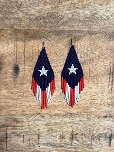 Pendientes de botella ligeros y elegantes con cuentas para mujeres y niñas, pendientes colgantes patrióticos rojos, blancos y azules para conjuntos. - Product Image 5