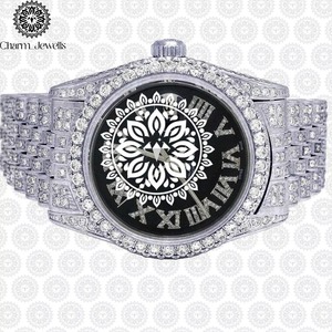 Montre de luxe en moissanite de haute qualité avec verre saphir résistant aux rayures, disponible à la vente - Product Image 5